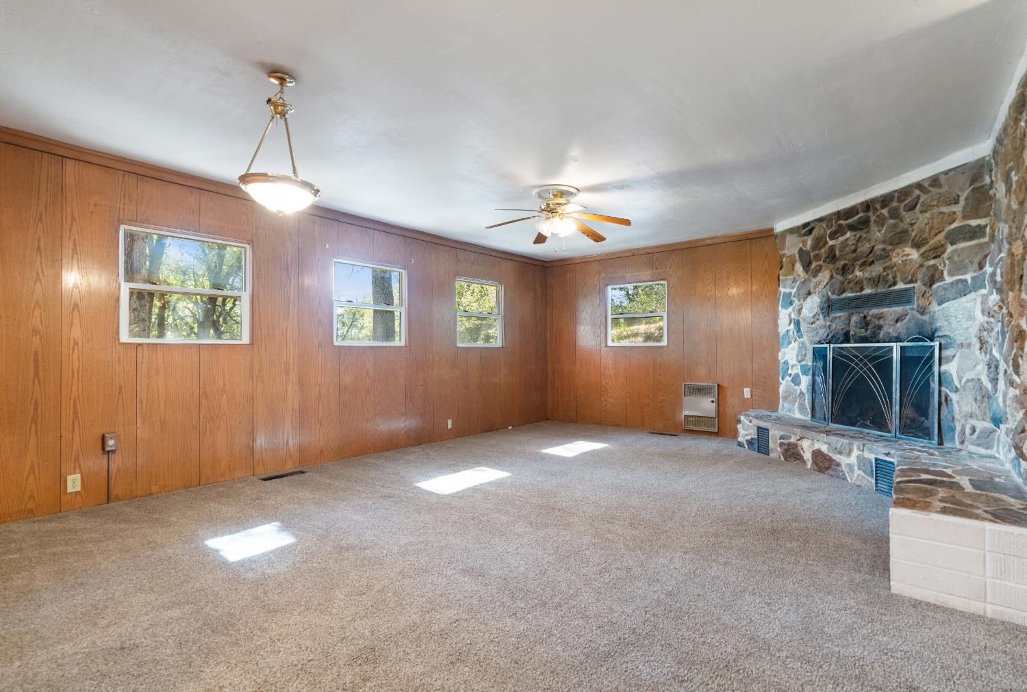 13240 Ponderosa Way