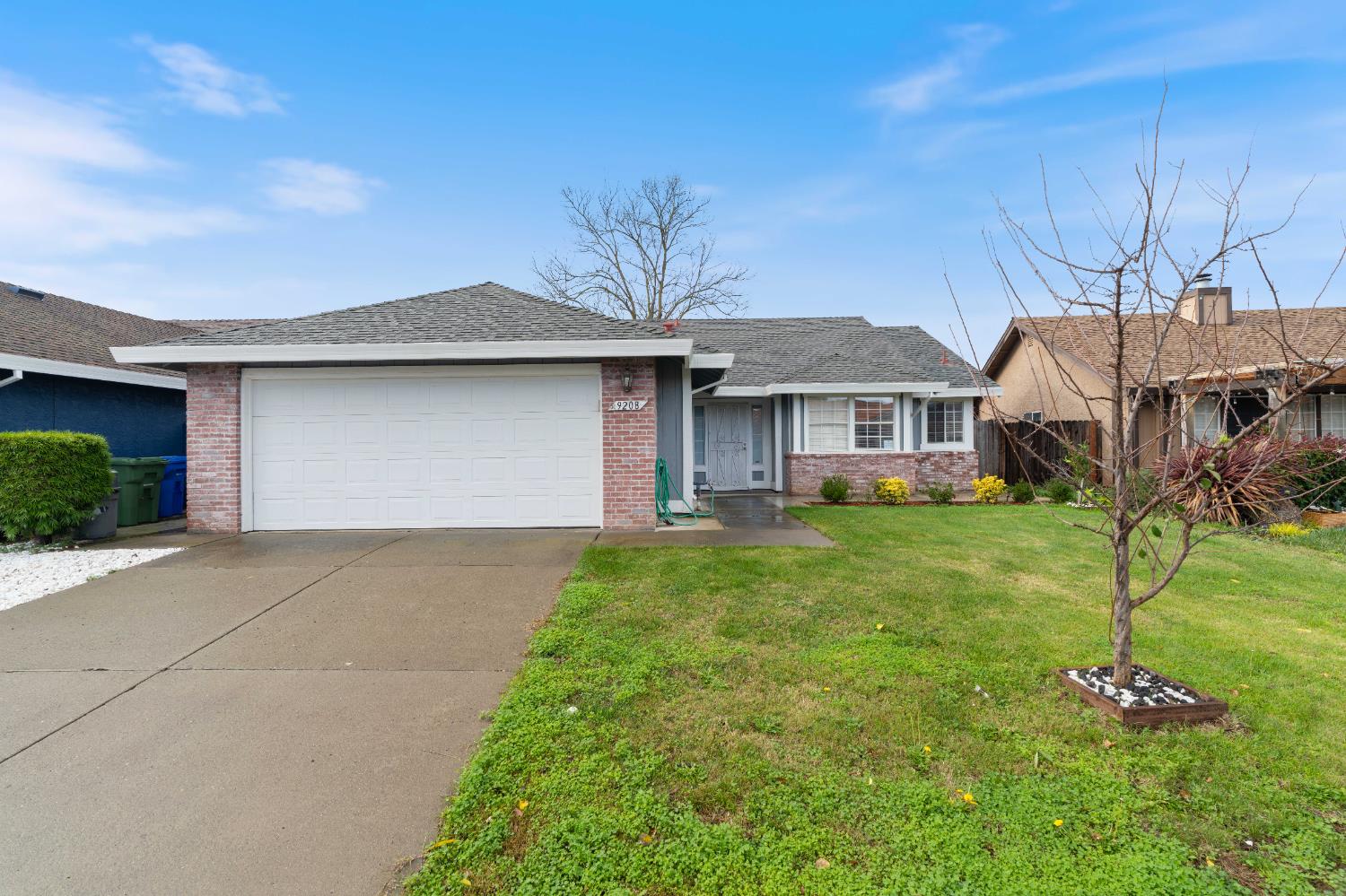9208 Primera Court
