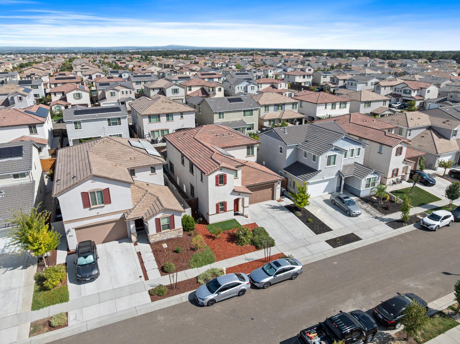 1032 W Sebaga st