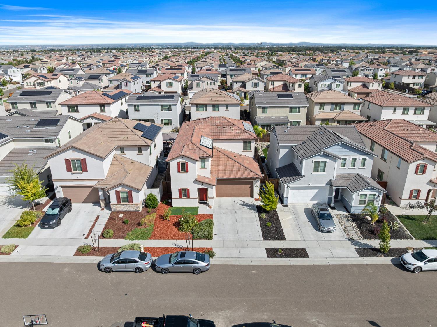 1032 W Sebaga st