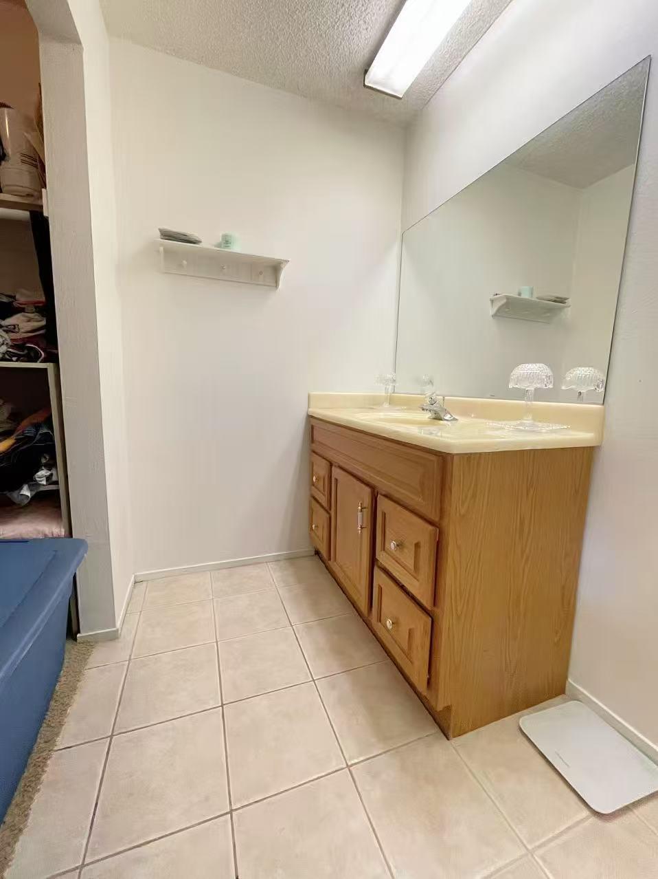 4016 Knoll Top Court