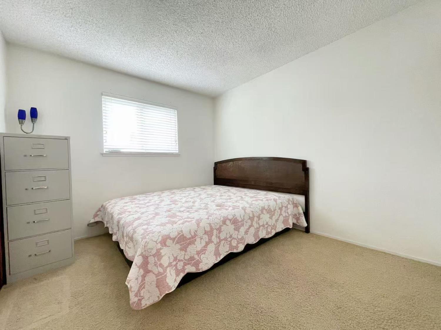 4016 Knoll Top Court