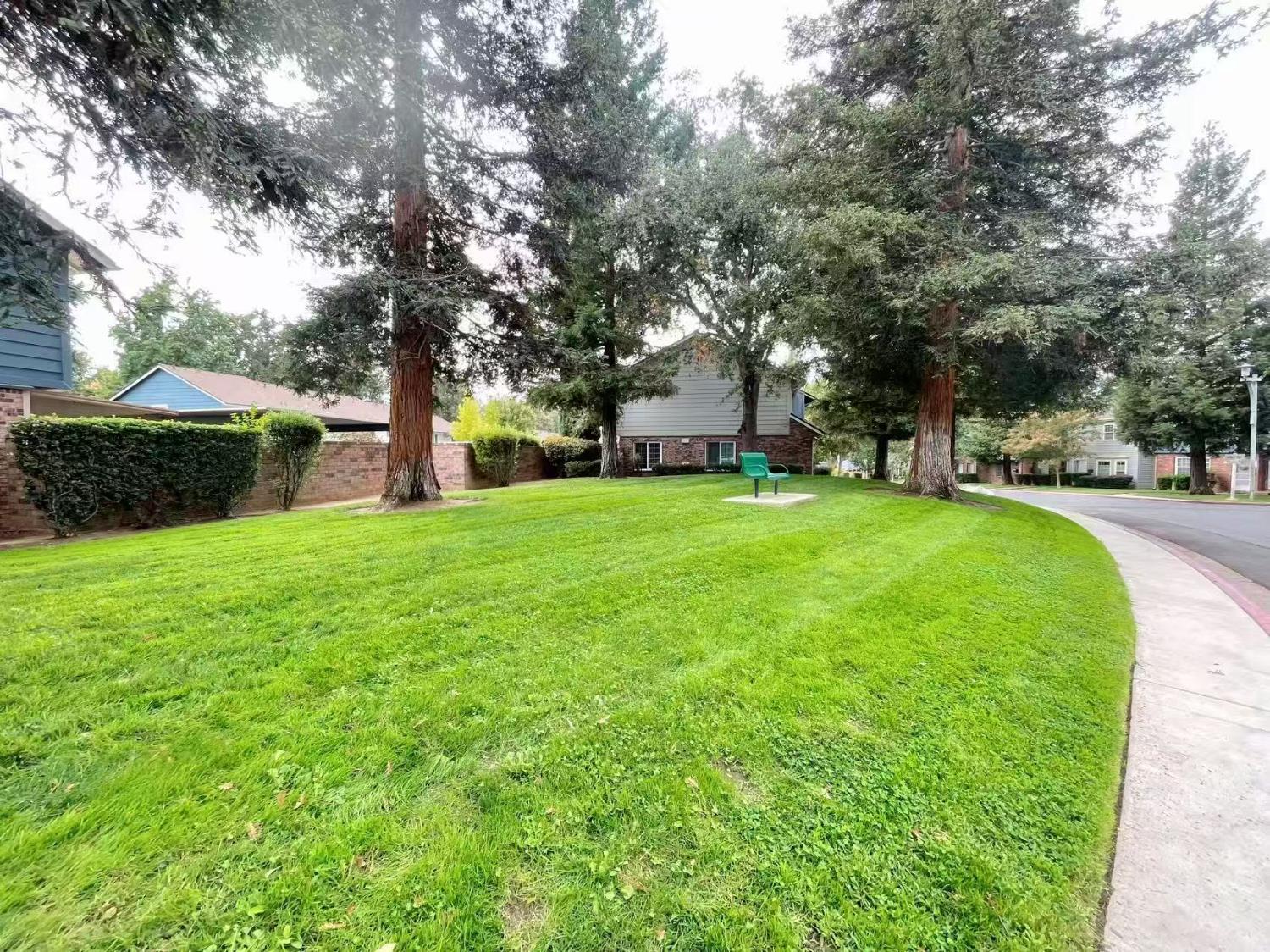 4016 Knoll Top Court