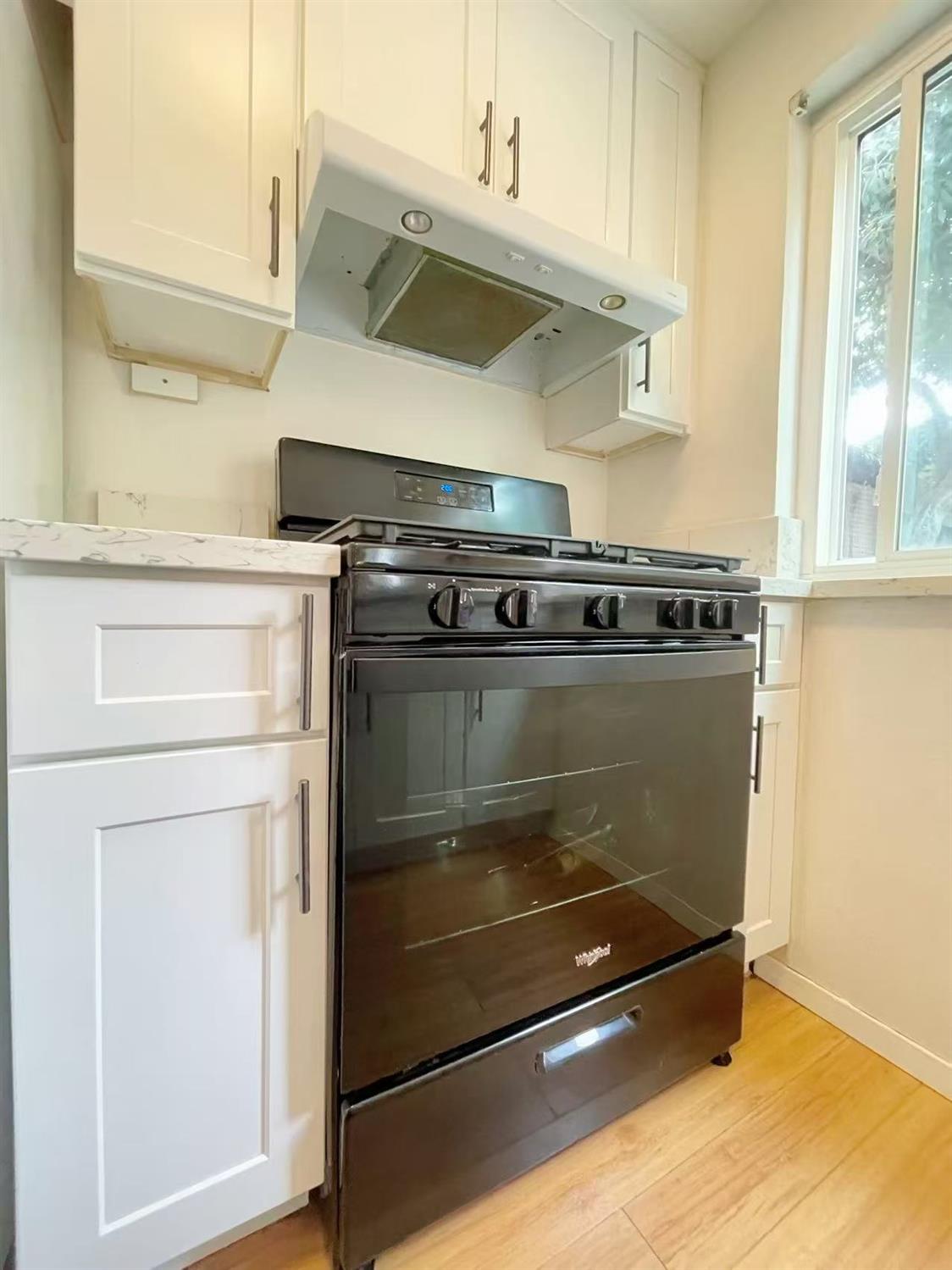 4016 Knoll Top Court