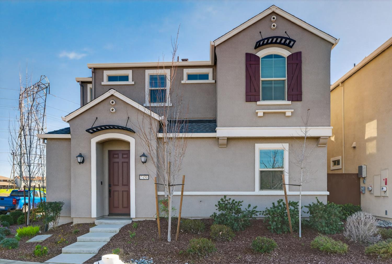 7450 Clear Lake Alley