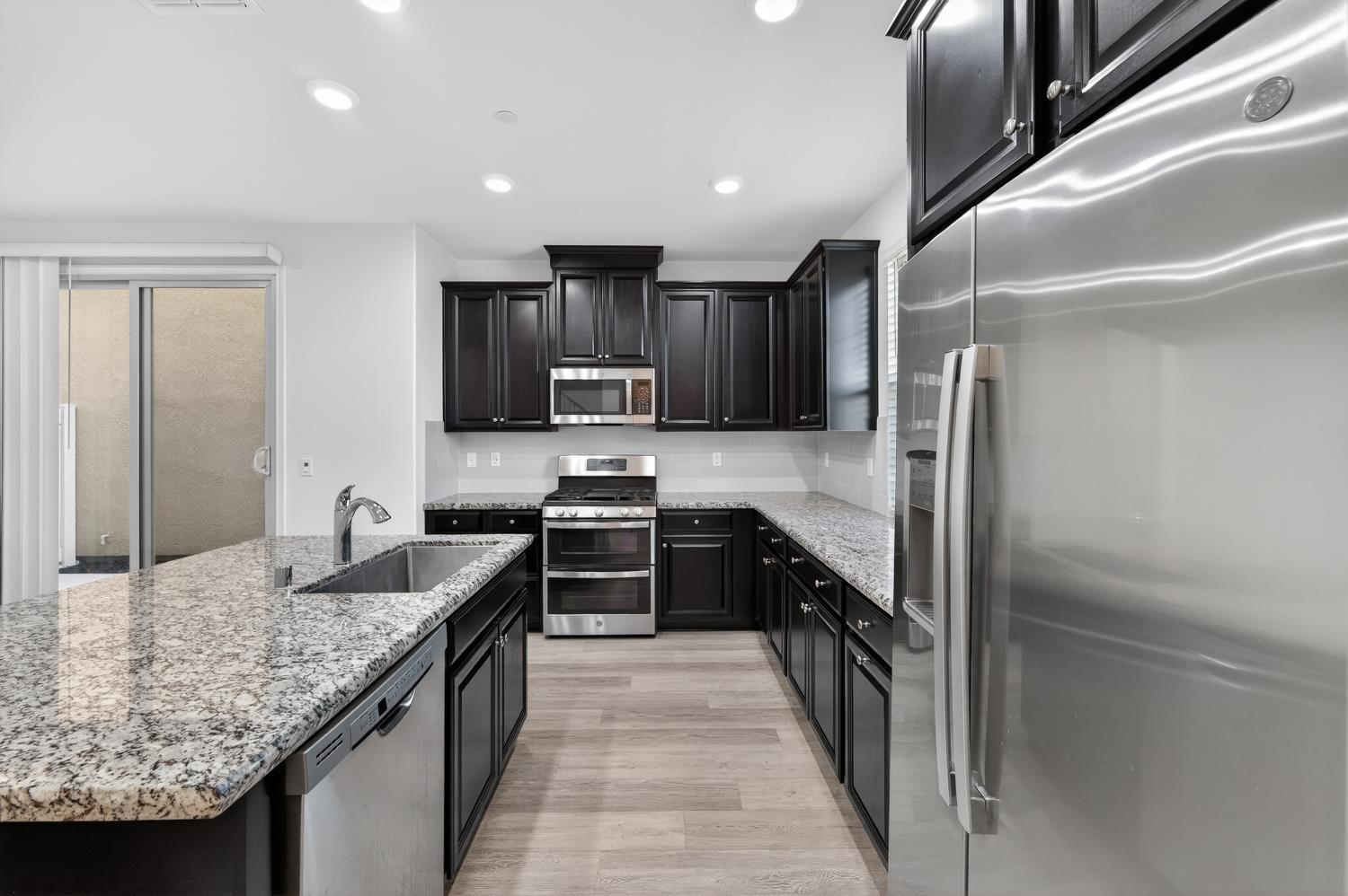 7450 Clear Lake Alley