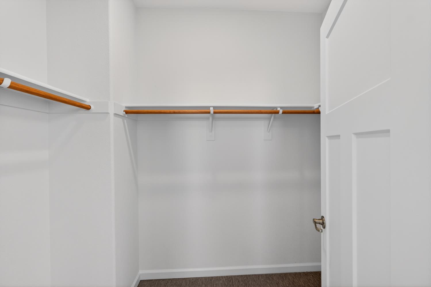 7450 Clear Lake Alley