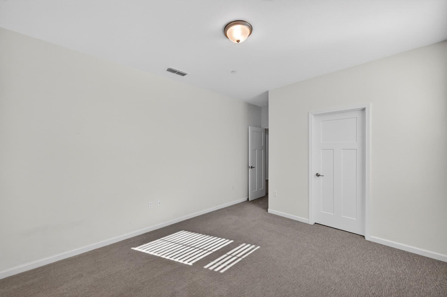 7450 Clear Lake Alley