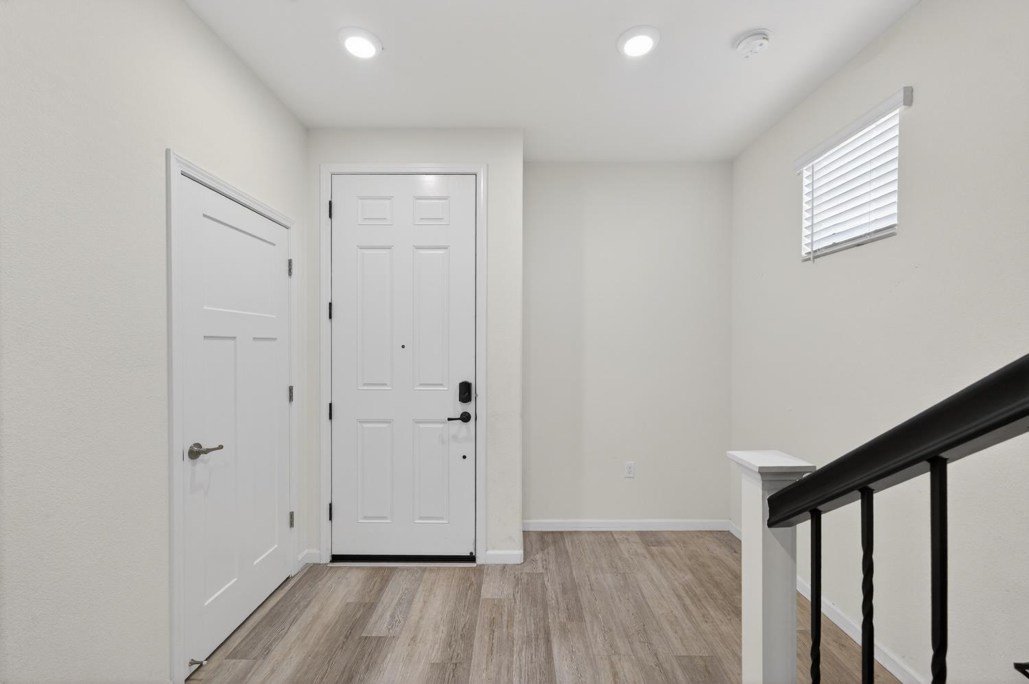 7450 Clear Lake Alley
