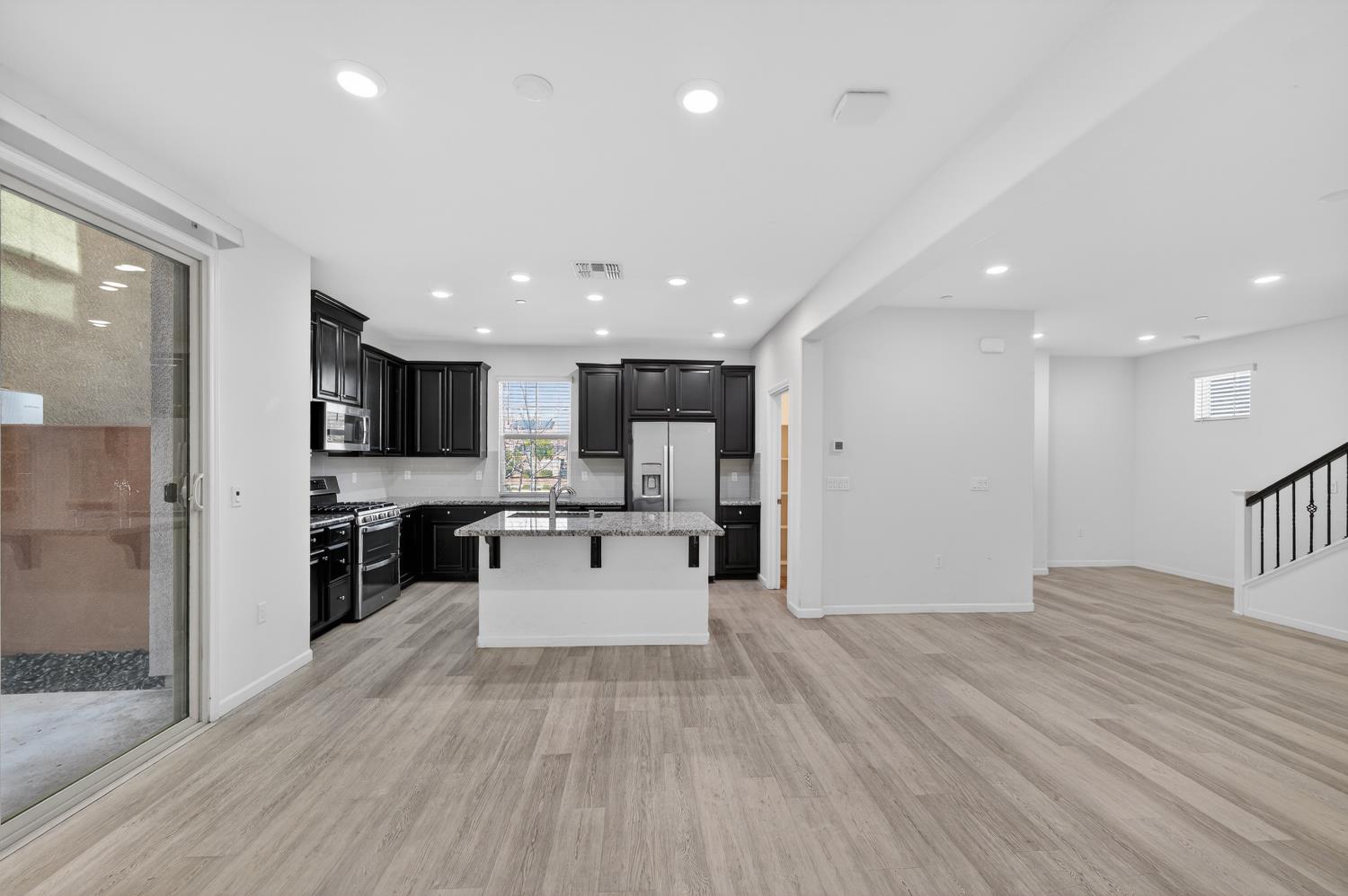 7450 Clear Lake Alley