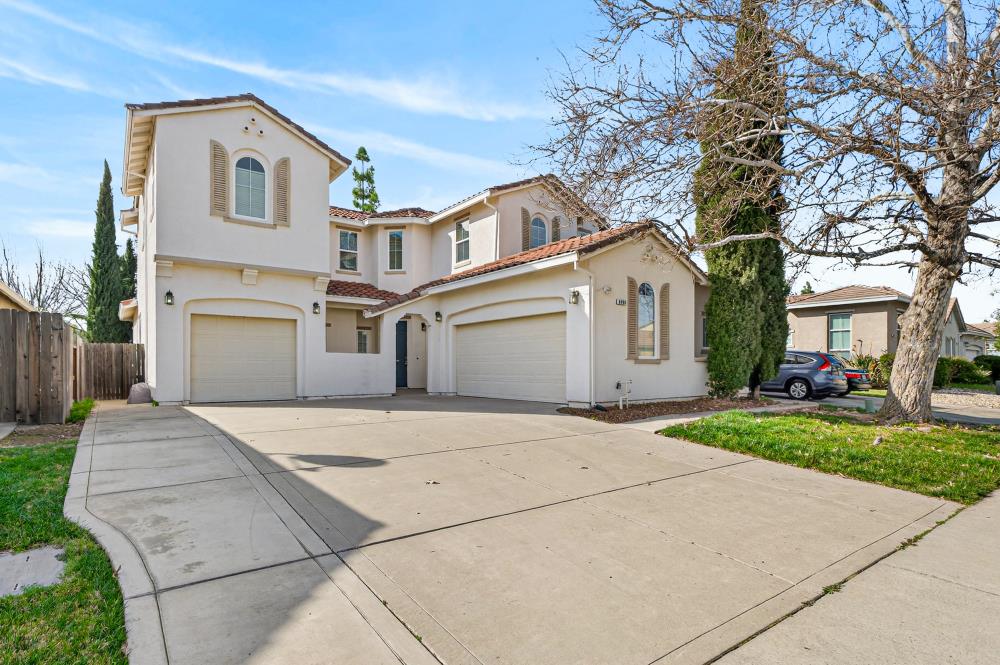 6900 Elvora Way