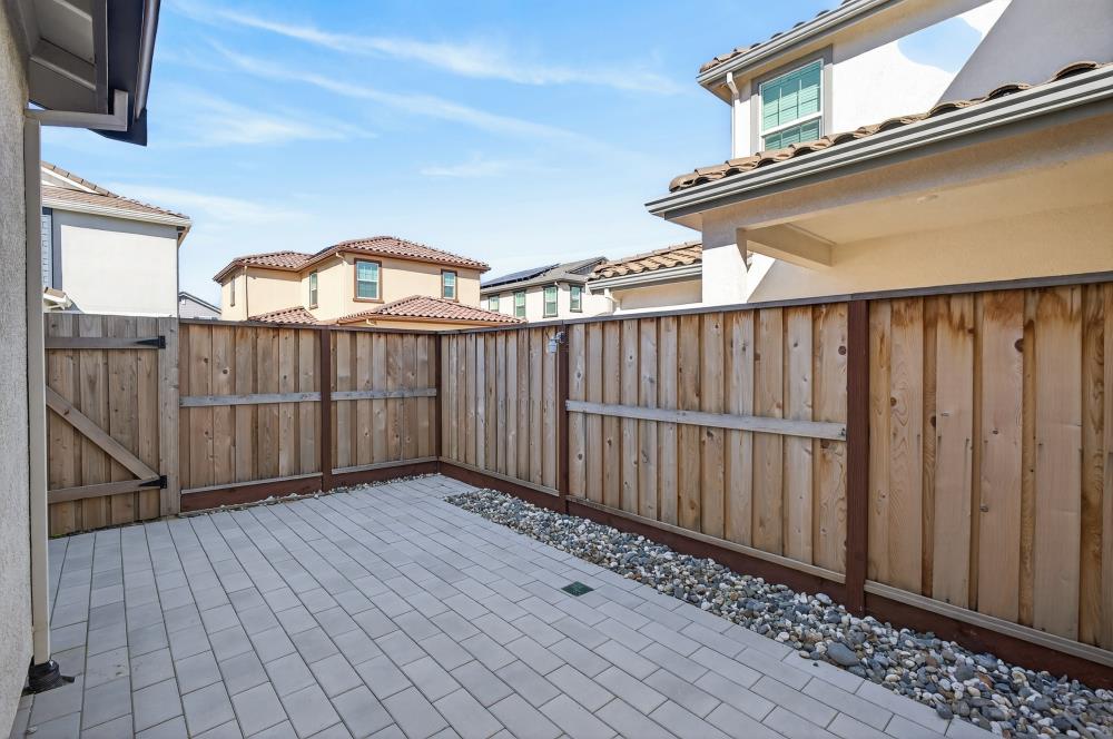 10124 Zane Way