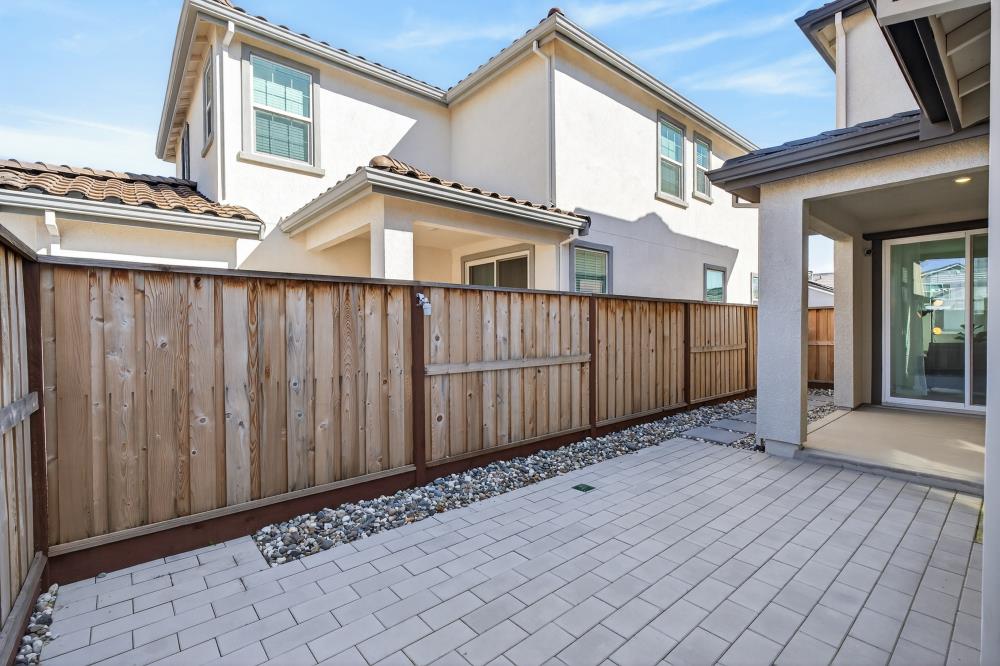 10124 Zane Way
