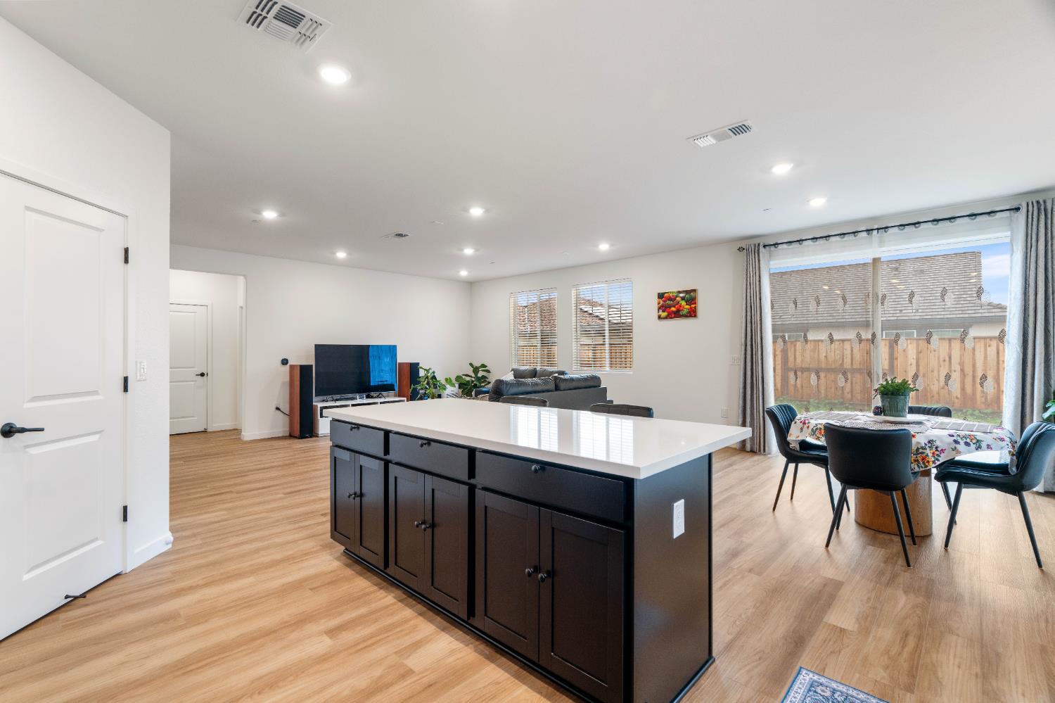 8462 Kissa Circle