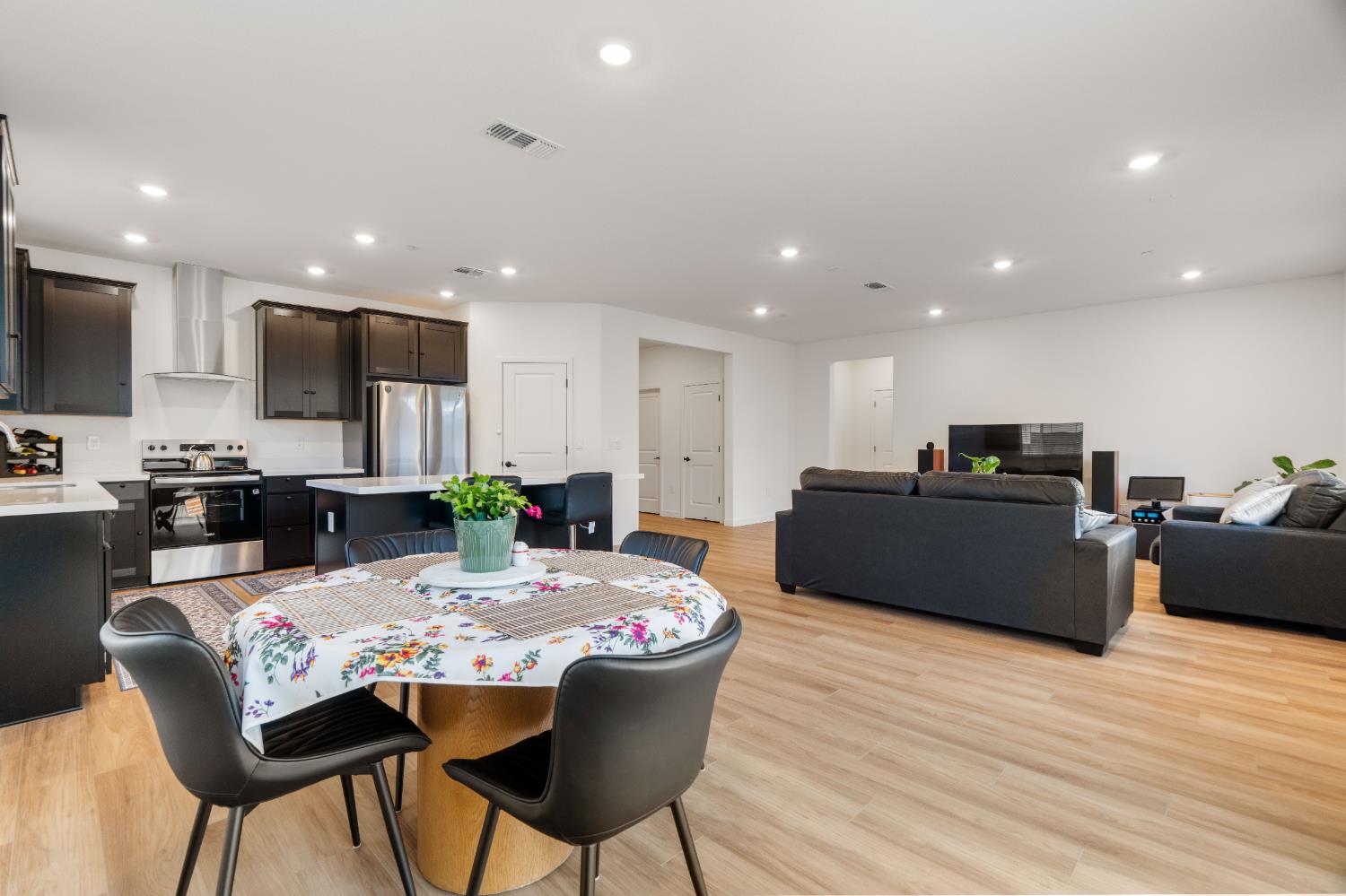8462 Kissa Circle