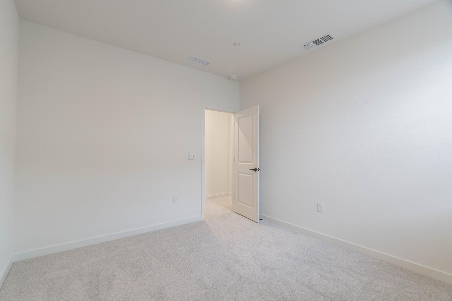 8462 Kissa Circle