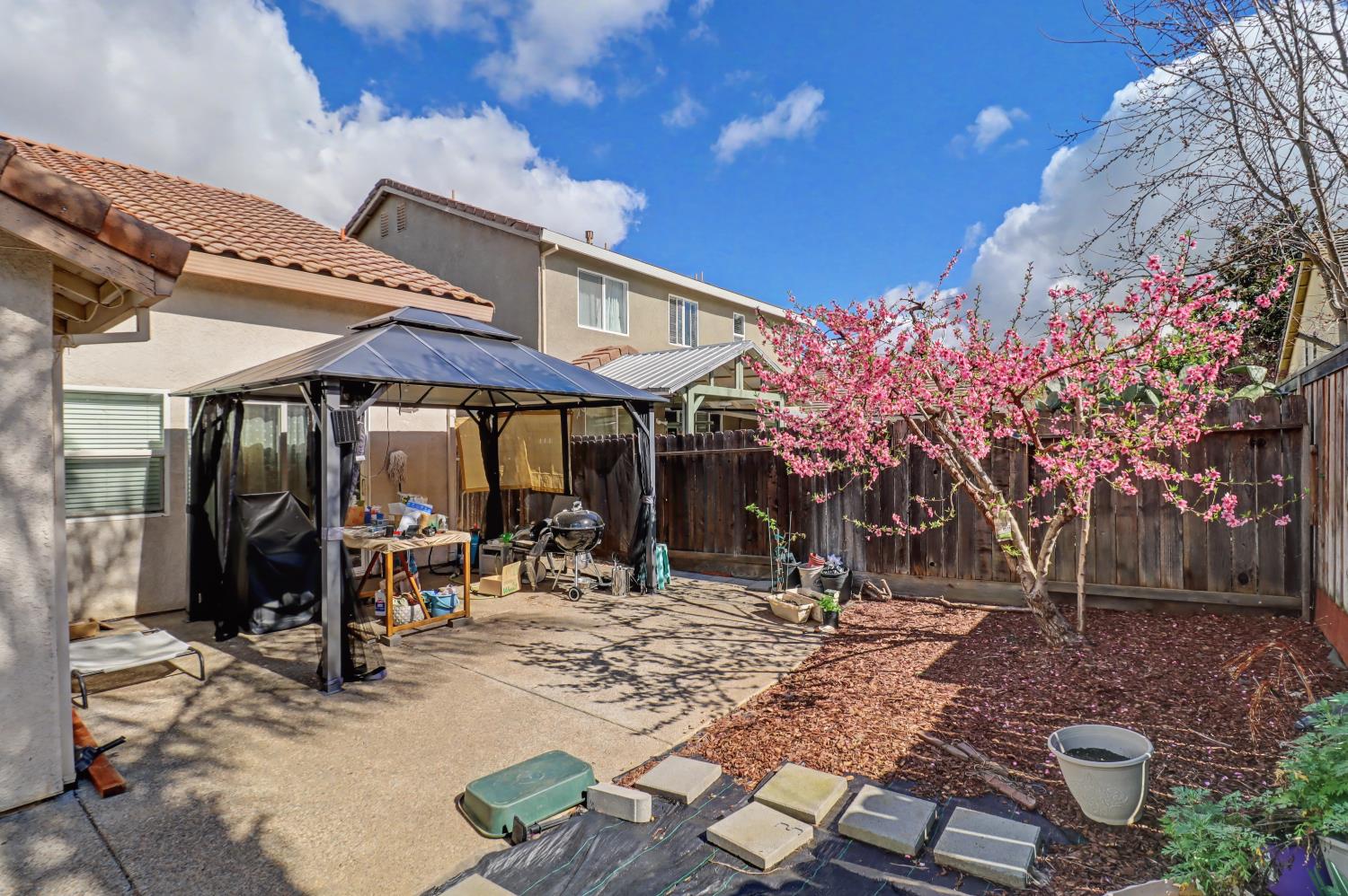 10056 Wexted Way