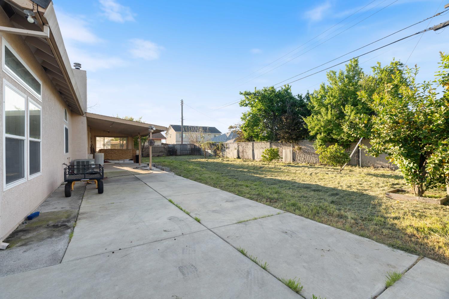 2721 Lock Avenue