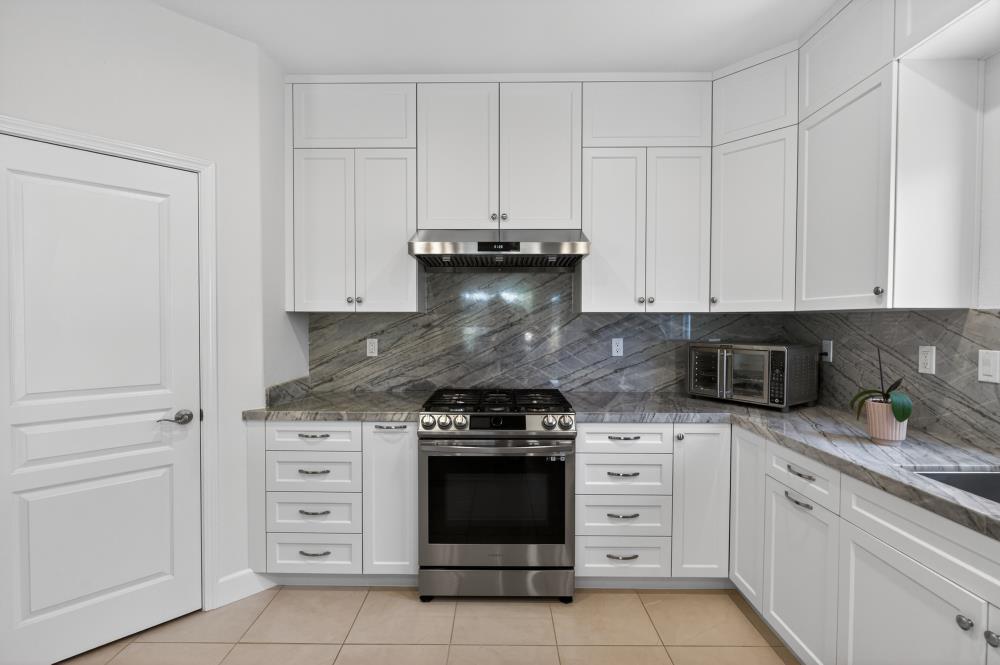 7605 Ferrell Way