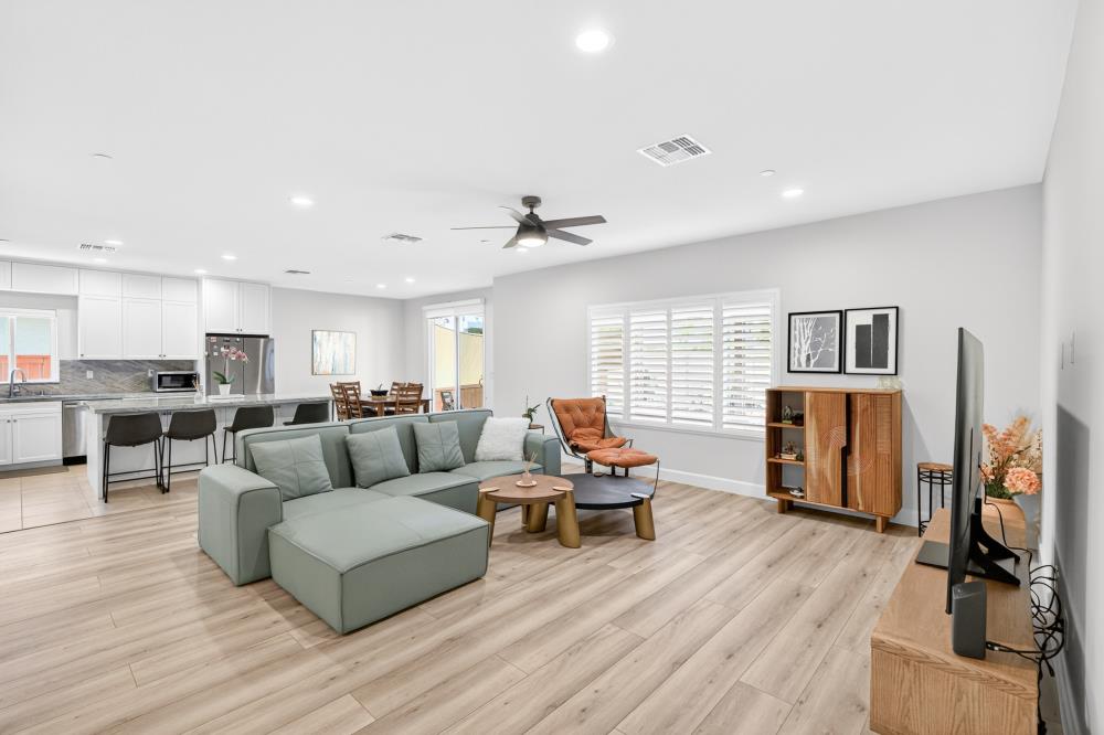 7605 Ferrell Way