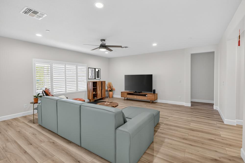 7605 Ferrell Way