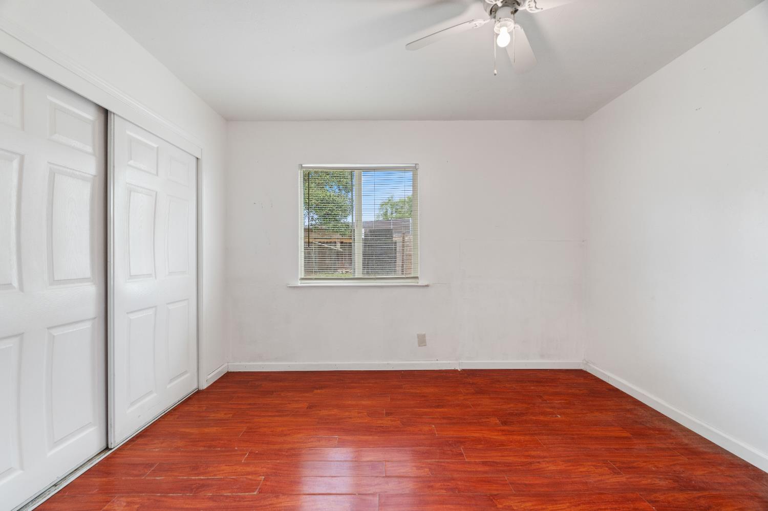 1739 La Jolla Drive