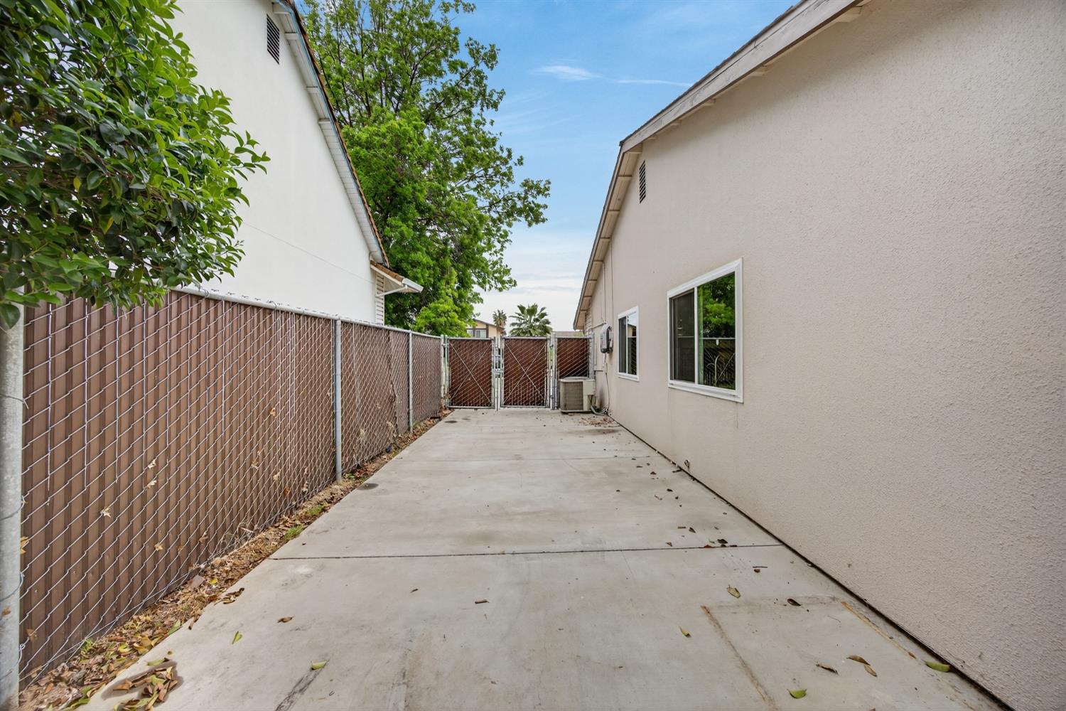 6975 Casa Del Este Way
