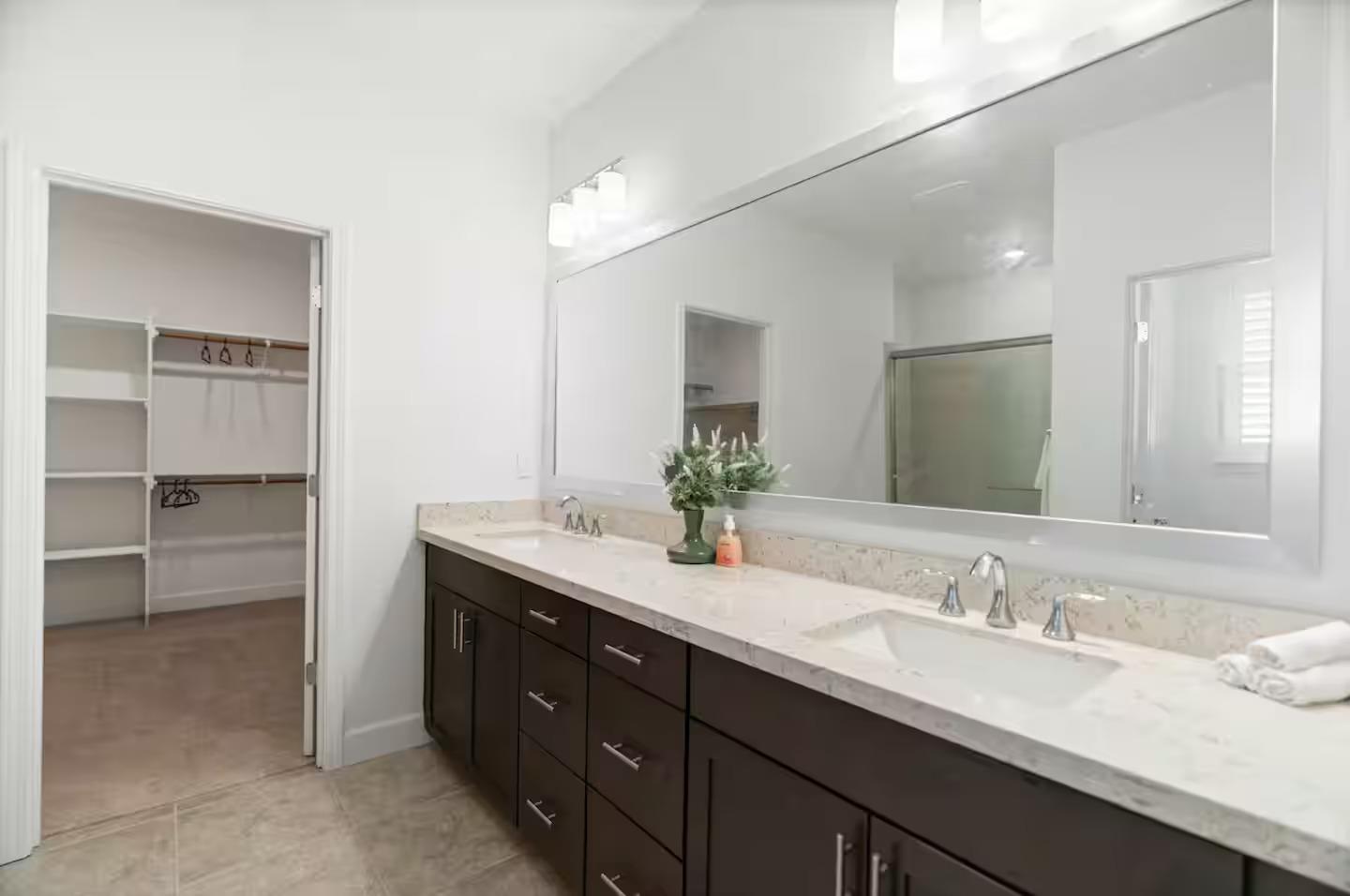 10433 Cello Way