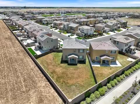 10433 Cello Way
