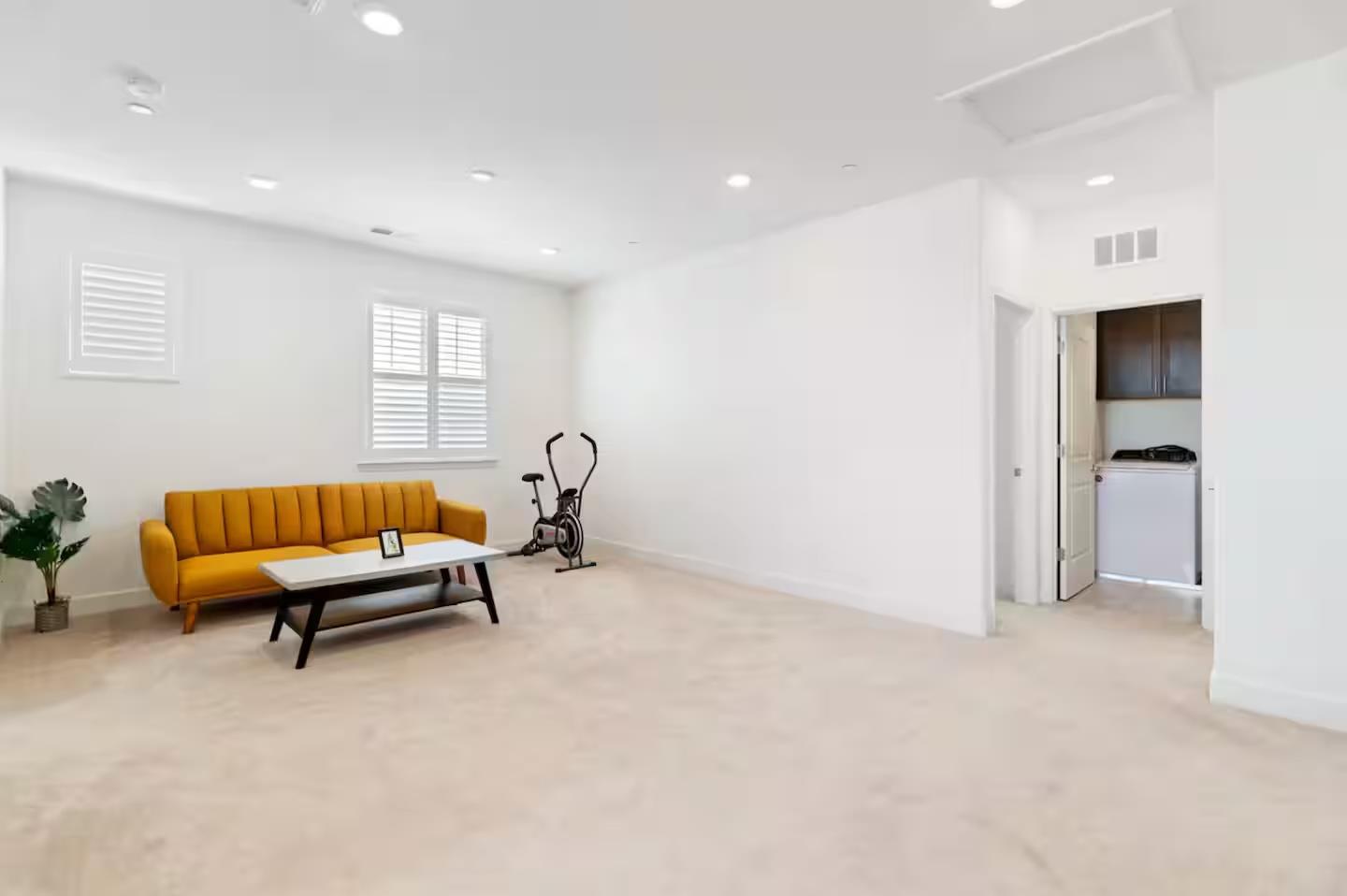 10433 Cello Way