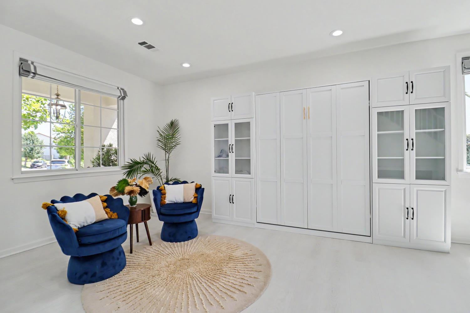 2708 Hinton Circle