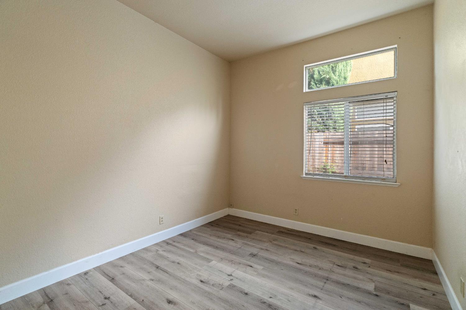 8862 Laguna Star Drive