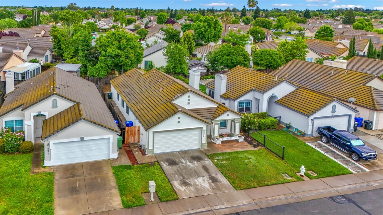 8575 Black Kite Drive
