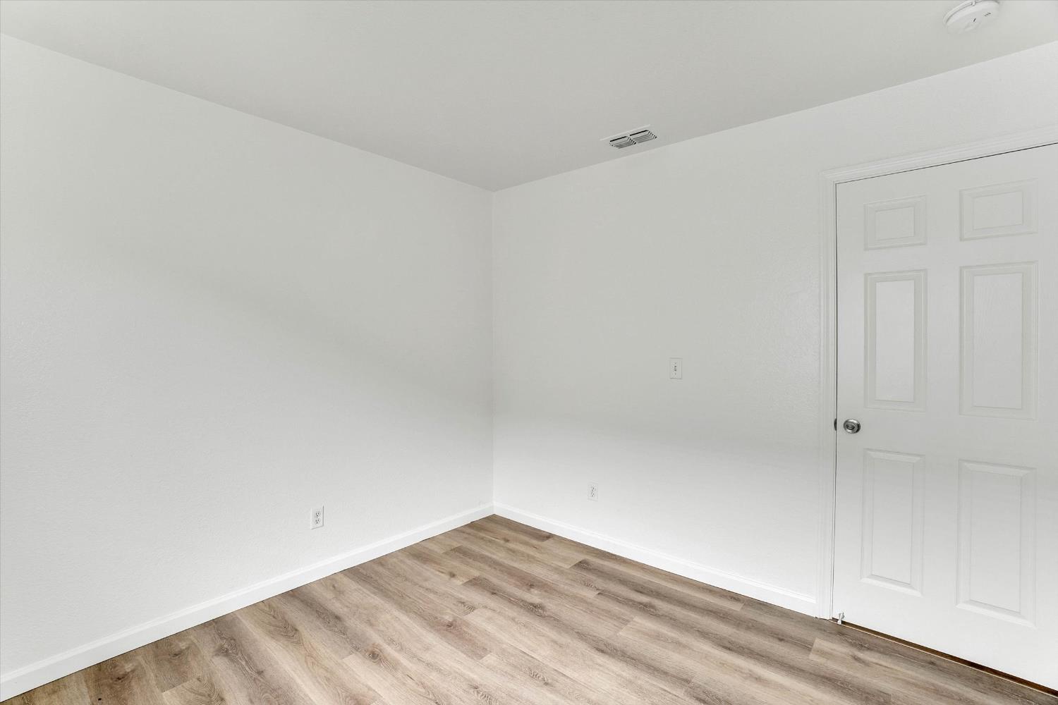 8575 Black Kite Drive