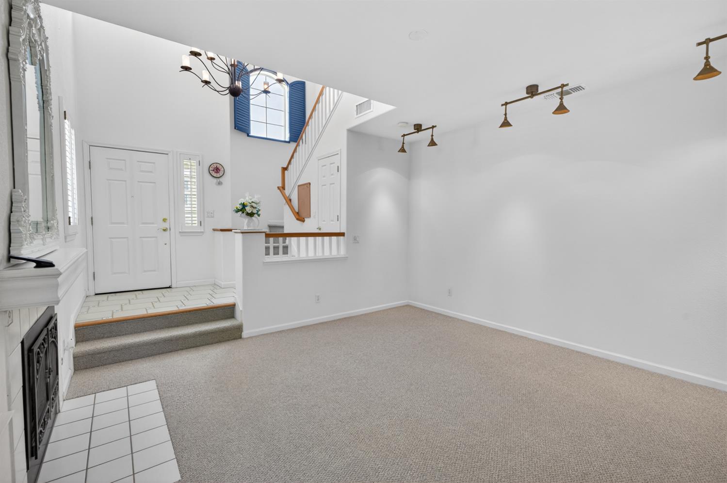 8822 Breaker Point Court