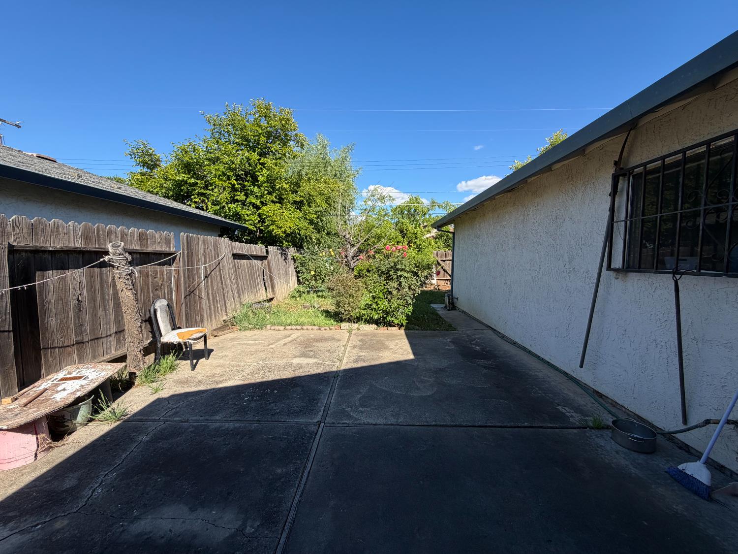 5541 Sampson Boulevard