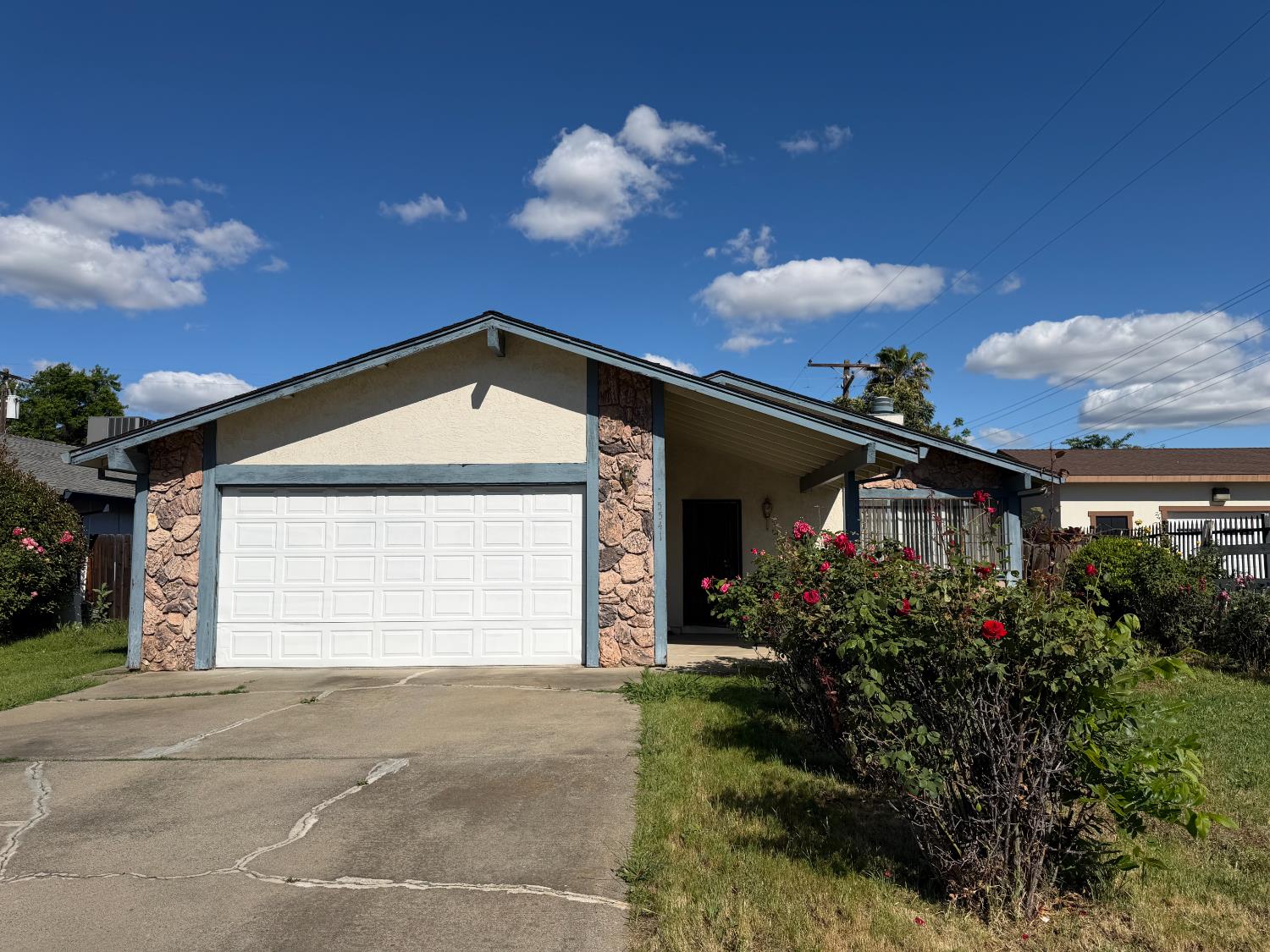 5541 Sampson Boulevard