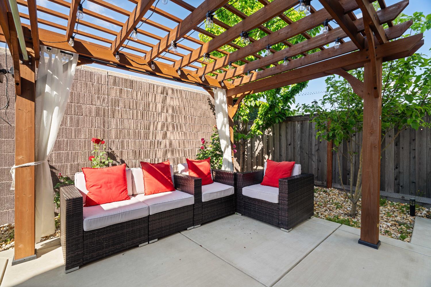 4343 White Fir Loop
