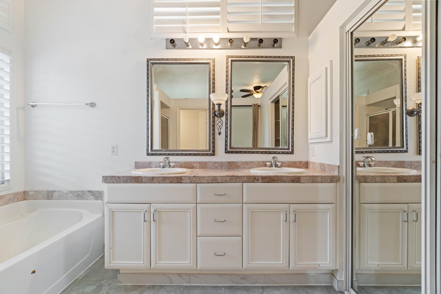 9077 Bedrock Court
