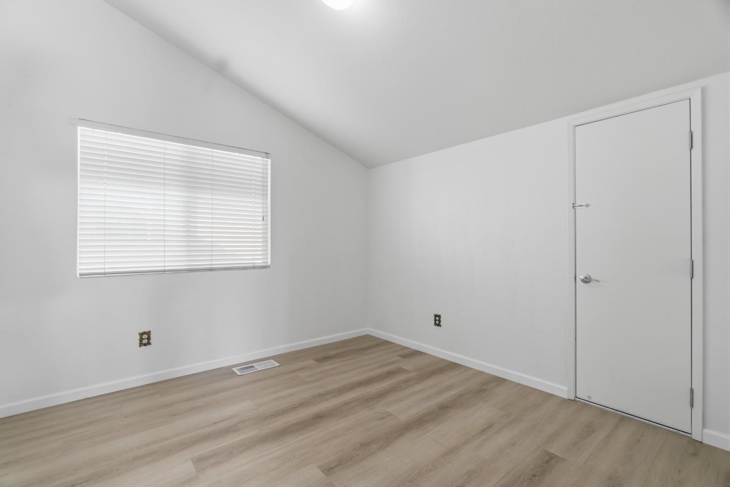 9077 Bedrock Court