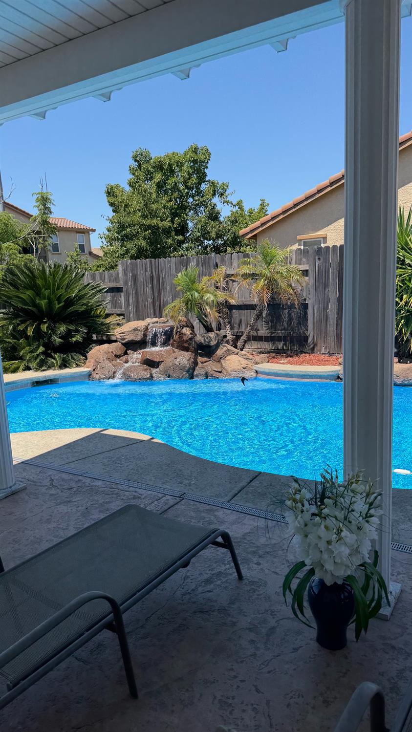 9077 Bedrock Court