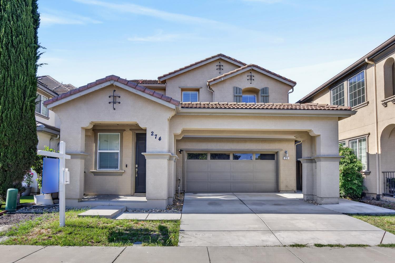 274 Crescent Moon Drive
