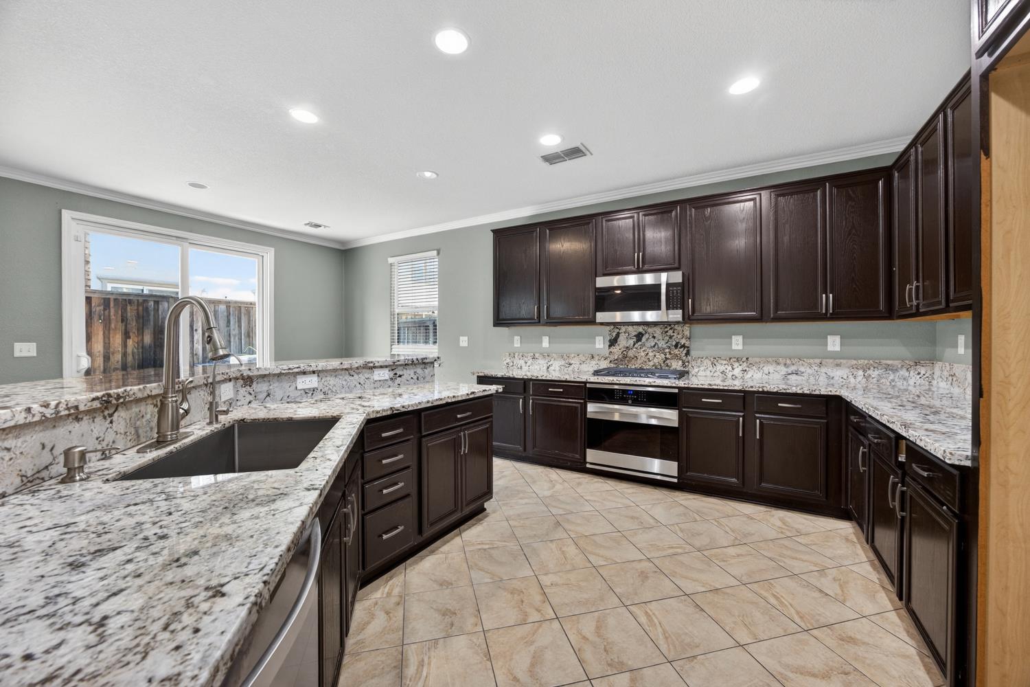 274 Crescent Moon Drive