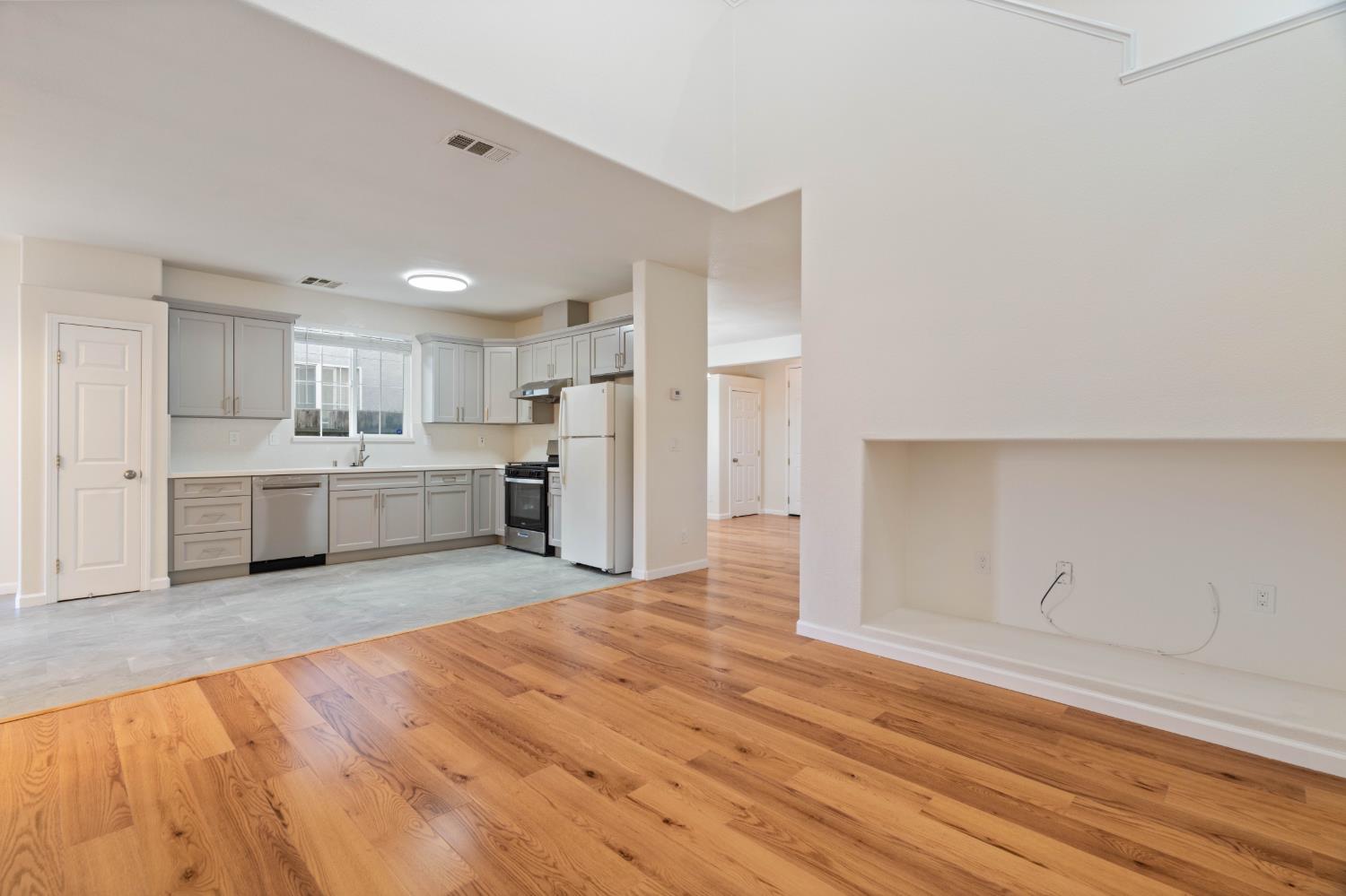 1815 Hammertown Drive