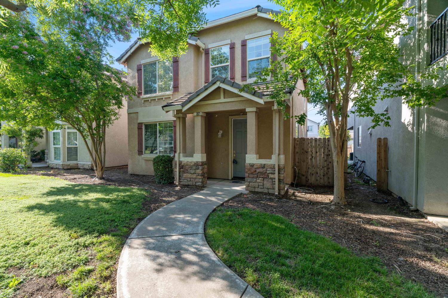 1815 Hammertown Drive