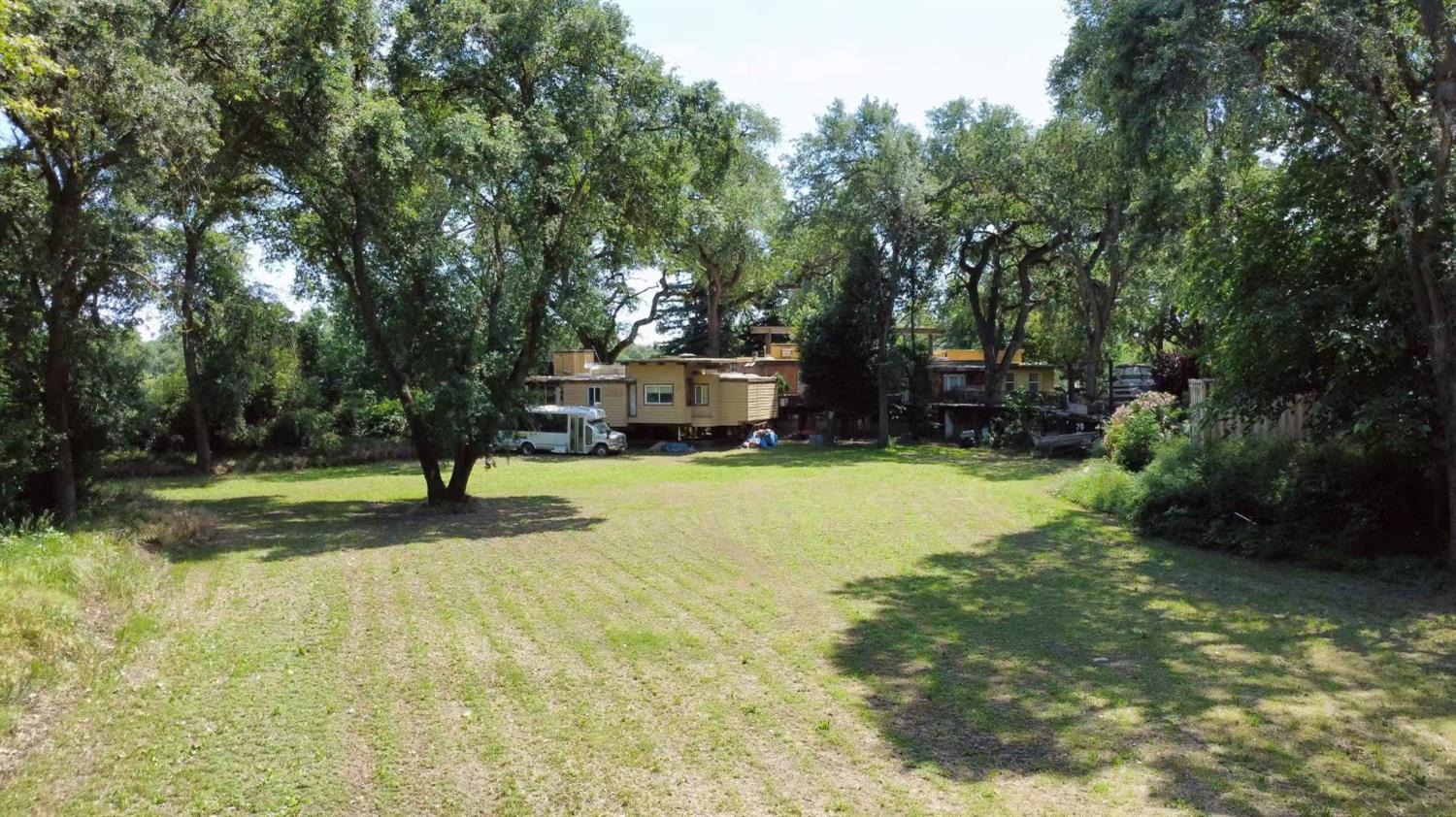 2111 Garden Highway
