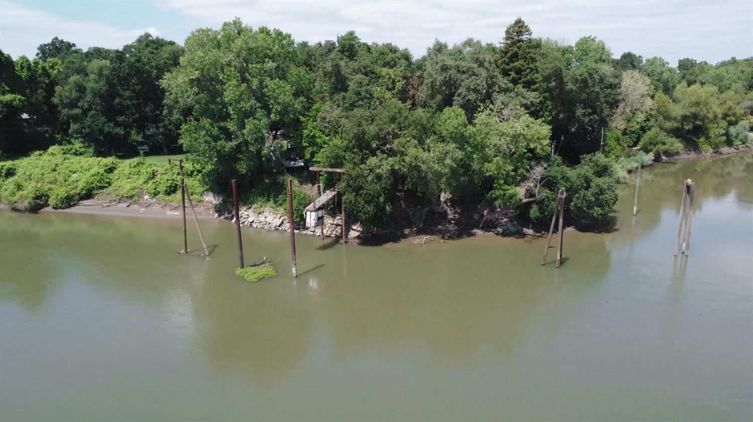 2111 Garden Highway