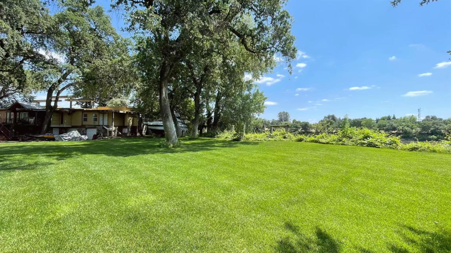 2111 Garden Highway