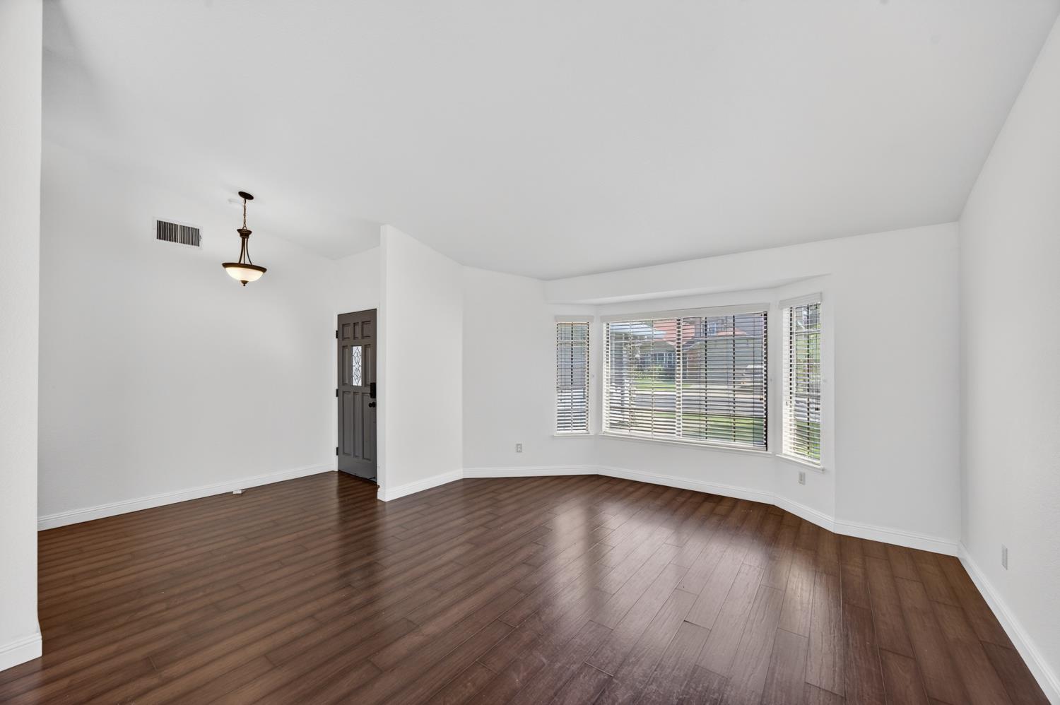 5119 Stoneglen Way