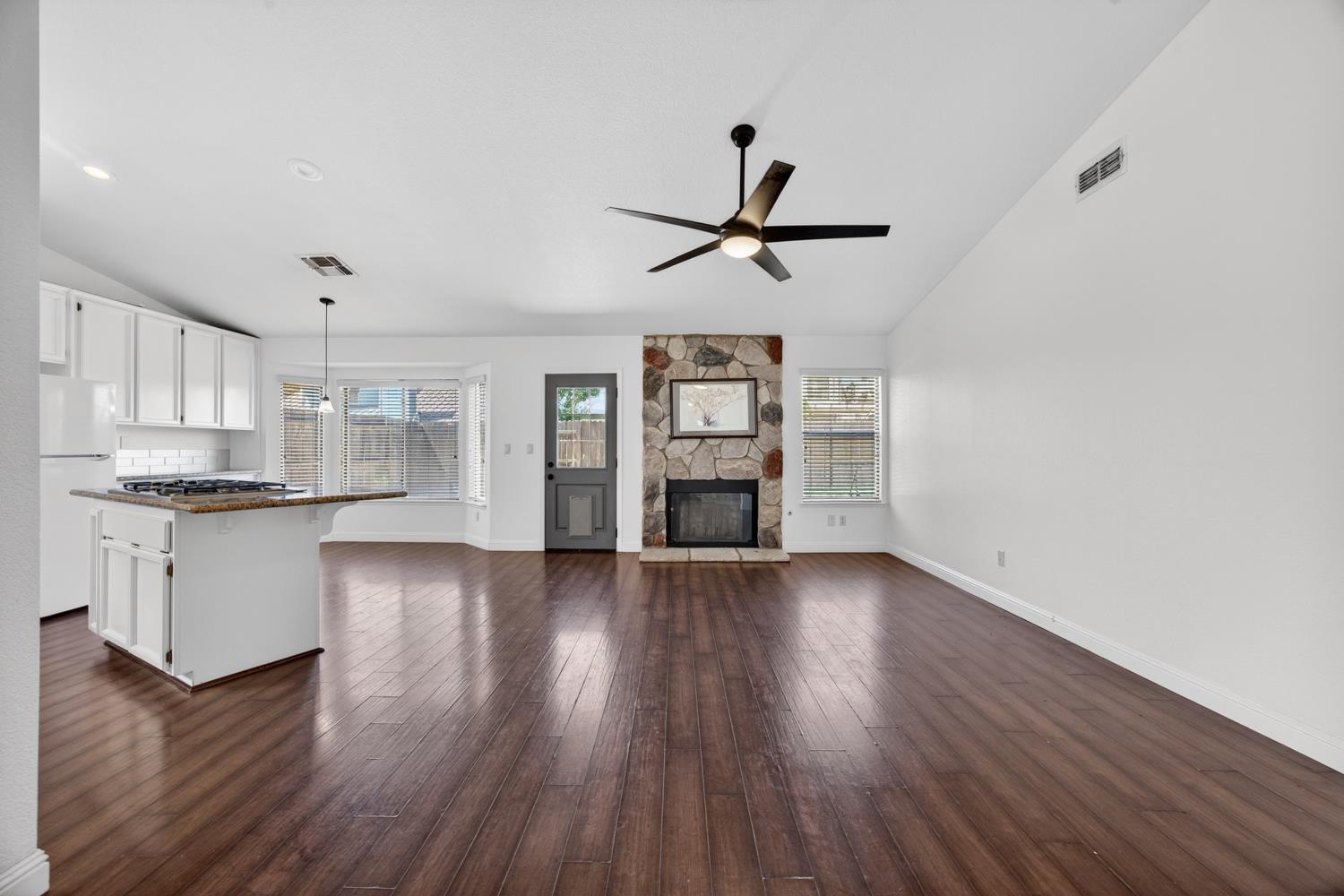 5119 Stoneglen Way